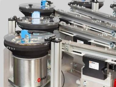 Automatiserede fremføringssystemer fra RNA er en del af produktprogrammet hos United Components, som i år udstiller på AUTOMATIK-messen i Brøndby.